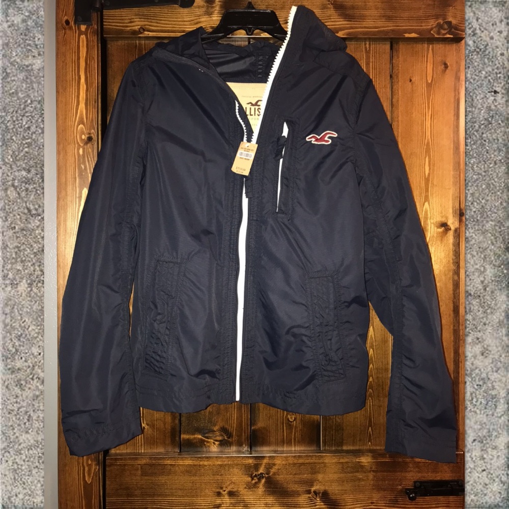 BRAND NEW! Men’s Hollister Nylon Jacket